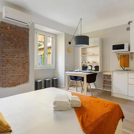 Apartment Guesthost - Sempione & Garibaldi Comfy Milan